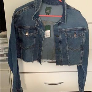 NEW Cropped jean jacket